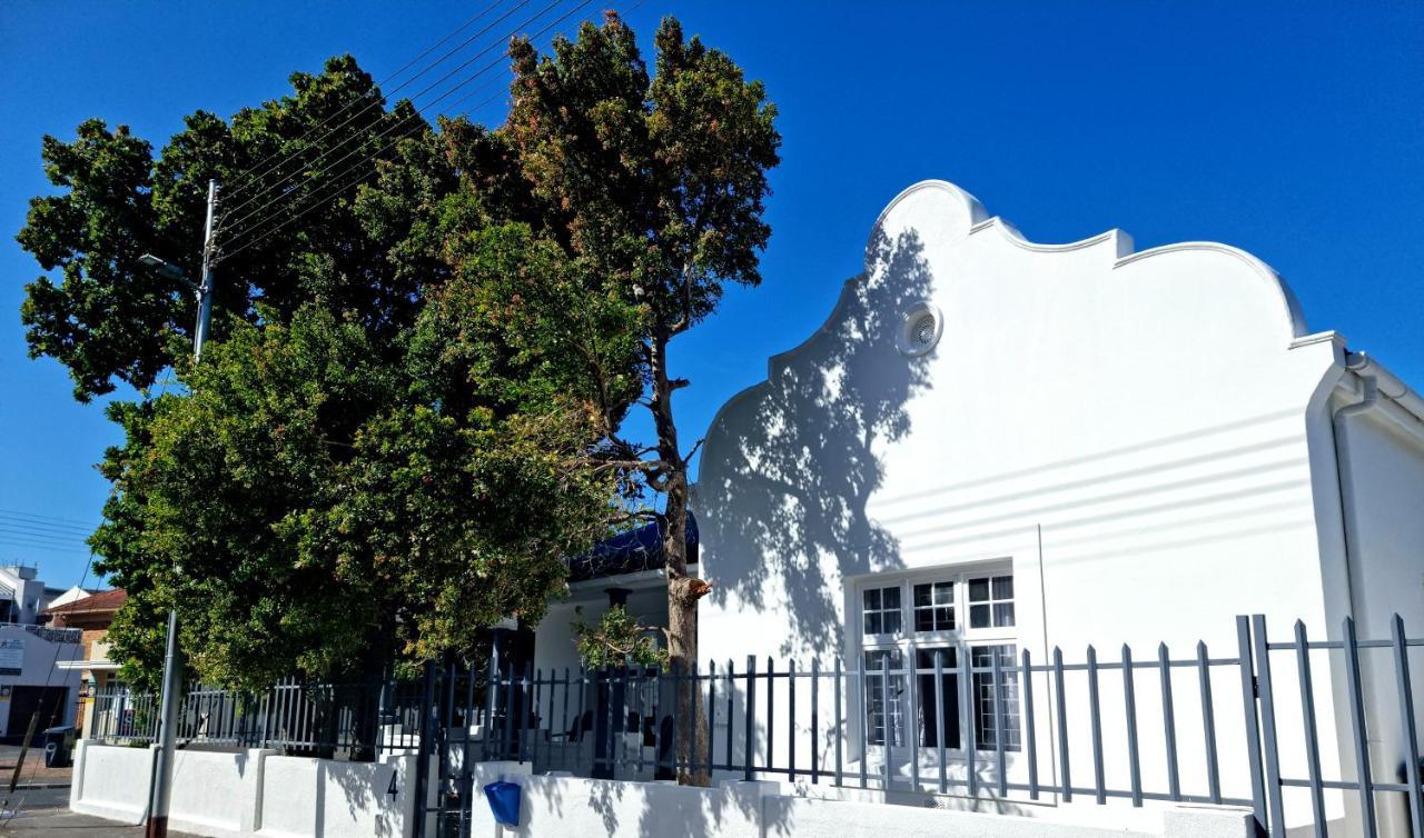 Bed & Breakfast Sea Breeze Cape Town